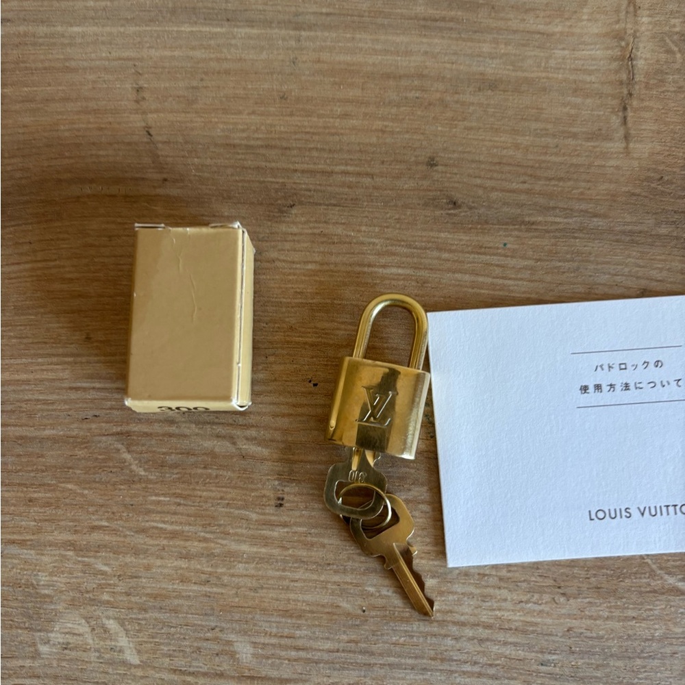 Louis Vuitton Gold Padlock With 2 Keys